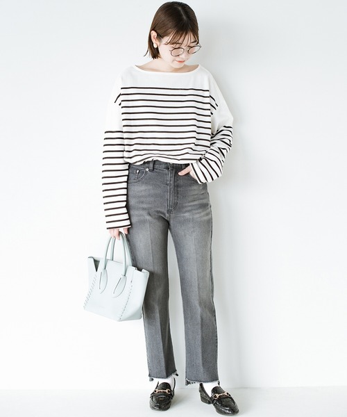 haco!（ハコ）の「パッとはけるようにクローゼットに備えておきたい！これさえあればどんなトップスでもかっこよくなれるシルエットがきれいな大人のデニムパンツ by que made me（デニムパンツ・レディース・グレー/ブルー・1/3/5/7）」の15枚目の写真