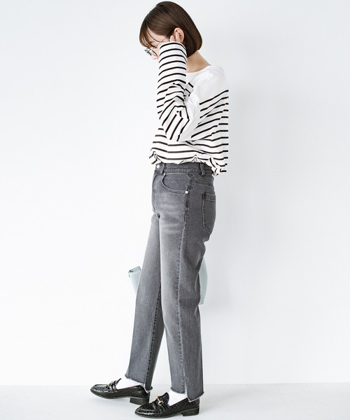 haco!（ハコ）の「パッとはけるようにクローゼットに備えておきたい！これさえあればどんなトップスでもかっこよくなれるシルエットがきれいな大人のデニムパンツ by que made me（デニムパンツ・レディース・グレー/ブルー・1/3/5/7）」の16枚目の写真