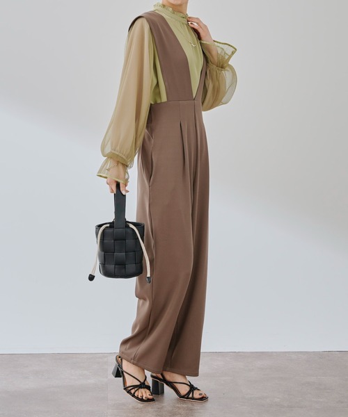 prose verse（プロズヴェール）の「バックベルトタック入りサロペット（サロペット/オーバーオール・レディース・ブラック/ベージュ/グレー・MEDIUM）」の22枚目の写真