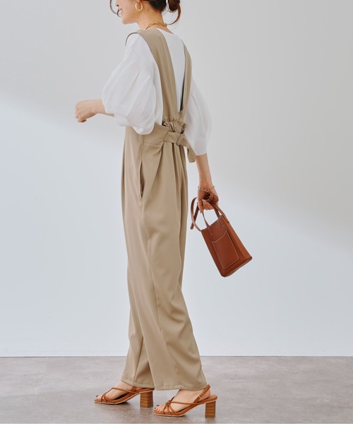 prose verse（プロズヴェール）の「バックベルトタック入りサロペット（サロペット/オーバーオール・レディース・ブラック/ベージュ/グレー・MEDIUM）」の19枚目の写真