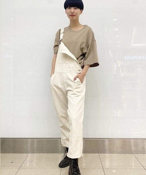 GAP(ギャップ)の「ウォッシュド ロー ジャージー オーバーサイズ Tシャツ(Tシャツ/カットソー・メンズ・ホワイト/ブラック/ベージュ/ネイビー/グレー/ブルー・S/M/L/XL/XS/XXS)」の17枚目の写真