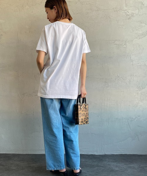 HANES（ヘインズ）の「[HANES/ヘインズ] 2P ジャパンフィット クルーネックパックTシャツ（Tシャツ/カットソー・レディース・ホワイト・M/S）」の4枚目の写真