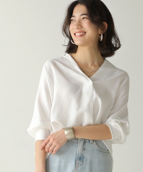 Bou Jeloud(ブージュルード)の「T/Rスラブスキッパーブラウス(シャツ/ブラウス・レディース・チャコールグレー/ベージュ/オフホワイト/グリーン/ブルー/ホワイト系その他/キャメル・38)」の10枚目の写真