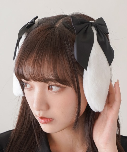 SPINNS(スピンズ)の「【2個セット】うさぎ耳ヘアクリップ(バレッタ/ヘアクリップ・レディース・ブラック/ブルー・ONESIZE)」の9枚目の写真