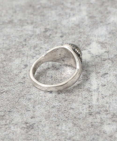 RAGEBLUE（レイジブルー）の「フラワープレス/モチーフリング（リング・メンズ・ネイビー/ブラウン/グリーン・FREE/MEDIUM）」の4枚目の写真