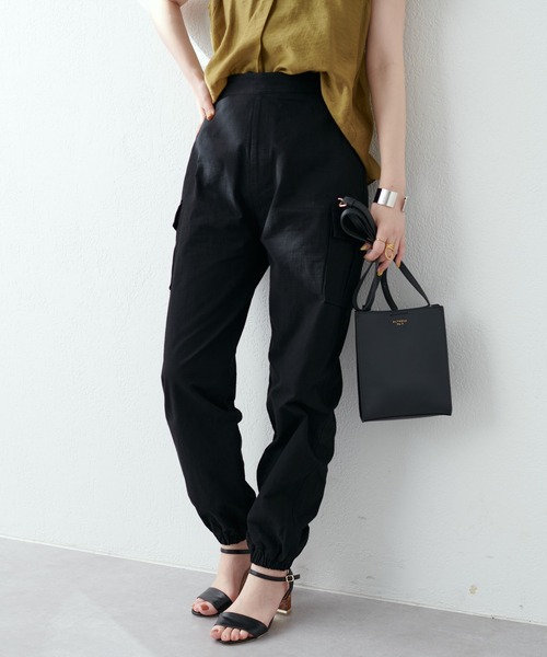 natural couture(ナチュラルクチュール)の「ミリタリーパラシュートパンツ(その他パンツ・レディース・ブラック/カーキ/オフホワイト・FREE)」の1枚目の写真