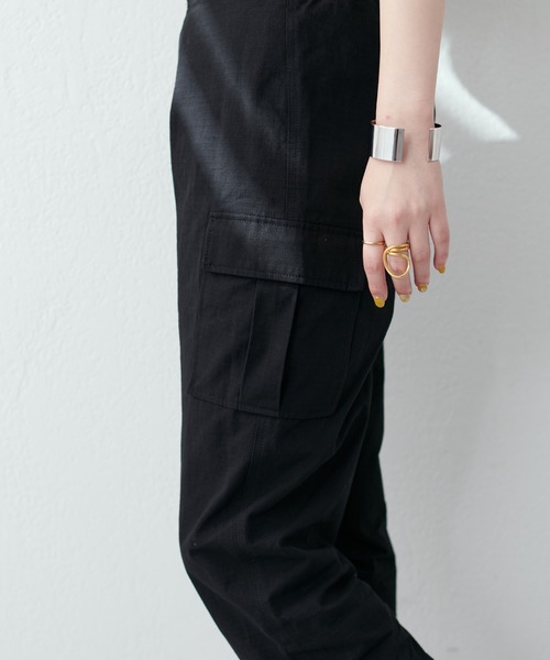 natural couture(ナチュラルクチュール)の「ミリタリーパラシュートパンツ(その他パンツ・レディース・ブラック/カーキ/オフホワイト・FREE)」の9枚目の写真