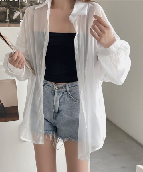 Loueme(ルエム)の「ルーズサイズシャイニーシアーカラーシャツ(シャツ/ブラウス・レディース・ホワイト/サックスブルー/ピンク・FREE)」の6枚目の写真