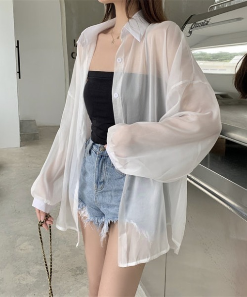 Loueme(ルエム)の「ルーズサイズシャイニーシアーカラーシャツ(シャツ/ブラウス・レディース・ホワイト/サックスブルー/ピンク・FREE)」の8枚目の写真