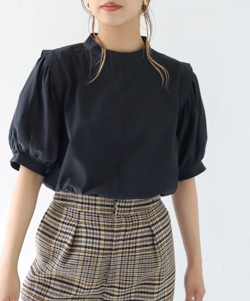 HER CLOSET(ハークローゼット)の「【shemoshelly】ボリュームスリーブコットンブラウス(シャツ/ブラウス・レディース・グリーン/オレンジ/ブラック/オフホワイト・M)」の16枚目の写真