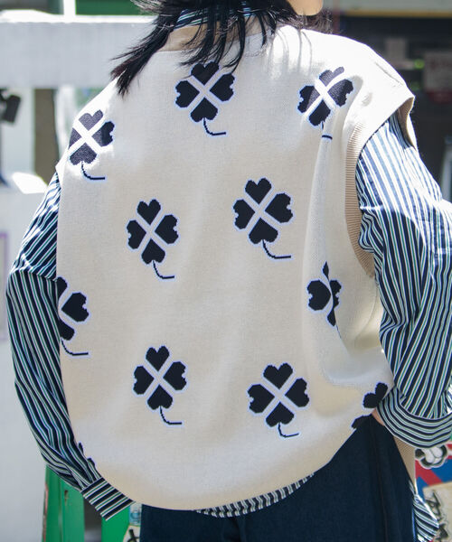 FREDY MAC（フレディーマック）の「【FREDYMAC/フレディマック】レトロ クローバー ガーディガン ニットベスト（ベスト・メンズ・ホワイト系その他/ブルー系その他/オレンジ系その他・FREE）」の5枚目の写真