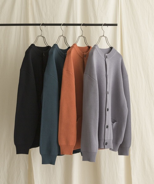 URBAN RESEARCH（アーバンリサーチ）の「ミラノリブクルーネックカーディガン（カーディガン/ボレロ・メンズ・ライトグレー/ブラック/グリーン系その他/オレンジ系その他・MEDIUM/LARGE/X-LARGE）」の8枚目の写真