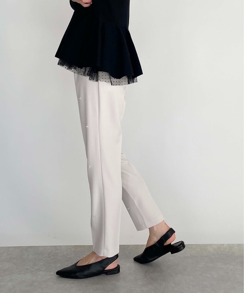 PICCIN PERLA（ピッチンペルラ）の「フロントパールパンツ（その他パンツ・レディース・ブラック/アイボリー・S/M）」の17枚目の写真