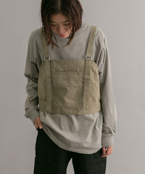 EKAL(エカル)の「EKAL アドベンチャーポケットサロペット(サロペット/オーバーオール・レディース・モカ/ライトカーキ・ONE)」の4枚目の写真