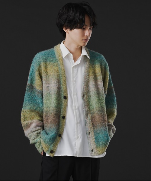 Ellno Loset(エルノロゼット)の「グラデーションブークレカーディガン(カーディガン/ボレロ・メンズ・グリーン系その他/パープル系その他・MEDIUM/LARGE)」の5枚目の写真