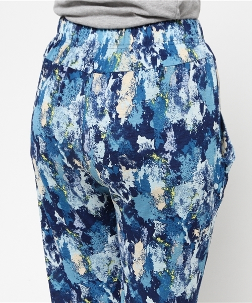 AZUL by moussy（アズールバイマウジー）の「エスパンディアートペイントタックパンツ（その他パンツ・レディース・ブラック系その他/ダークネイビー・MEDIUM/SMALL/LARGE）」の7枚目の写真