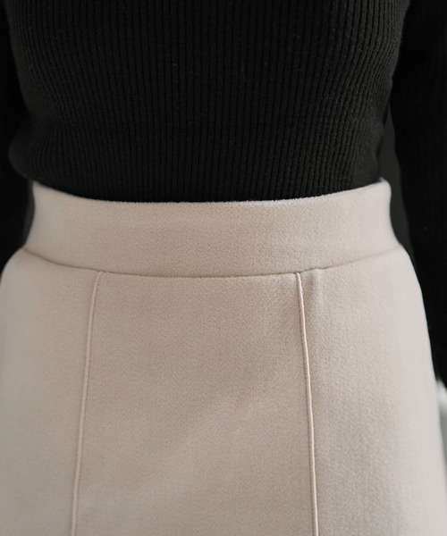 STYLE DELI(スタイルデリ)の「メルトン調Aラインスカート(スカート・レディース・チャコールグレー/ライトベージュ・X-SMALL/SMALL/MEDIUM)」の11枚目の写真