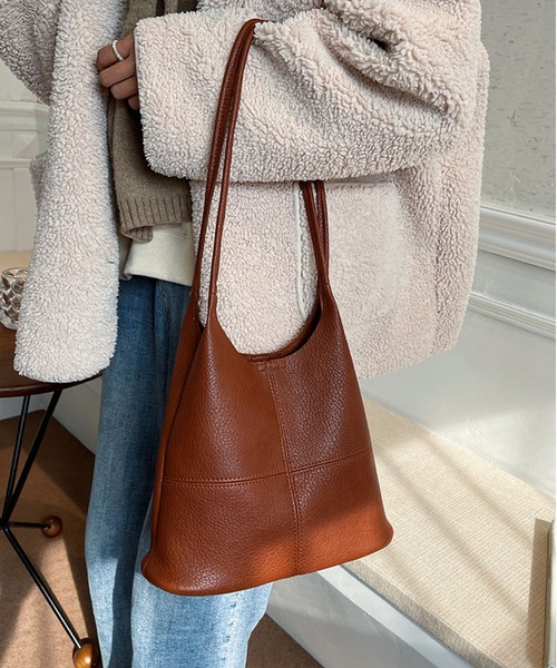 MAISON DE THERESE（メゾン ド テレーズ）の「切り替えショルダーバッグ　ポーチ付き（ショルダーバッグ・レディース・ブラウン/ブラック/モカ/ライトブラウン・FREE）」の14枚目の写真