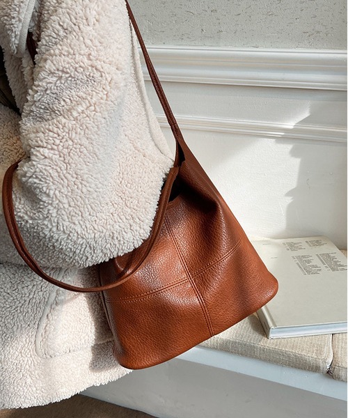 MAISON DE THERESE（メゾン ド テレーズ）の「切り替えショルダーバッグ　ポーチ付き（ショルダーバッグ・レディース・ブラウン/ブラック/モカ/ライトブラウン・FREE）」の15枚目の写真