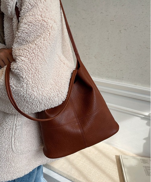 MAISON DE THERESE（メゾン ド テレーズ）の「切り替えショルダーバッグ　ポーチ付き（ショルダーバッグ・レディース・ブラウン/ブラック/モカ/ライトブラウン・FREE）」の16枚目の写真