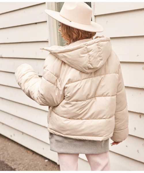 anap mimpi（アナップミンピ）の「ボリュームフェイクダウン（ダウンジャケット/コート・レディース・アイボリー/ブラック/ブルー/ベージュ/ピンク・FREE）」の9枚目の写真