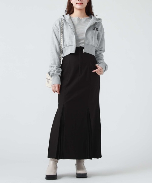 archives（アルシーヴ）の「ショートｚｉｐパーカー（パーカー・レディース・オフホワイト/ブラック/グレー・MEDIUM）」の7枚目の写真