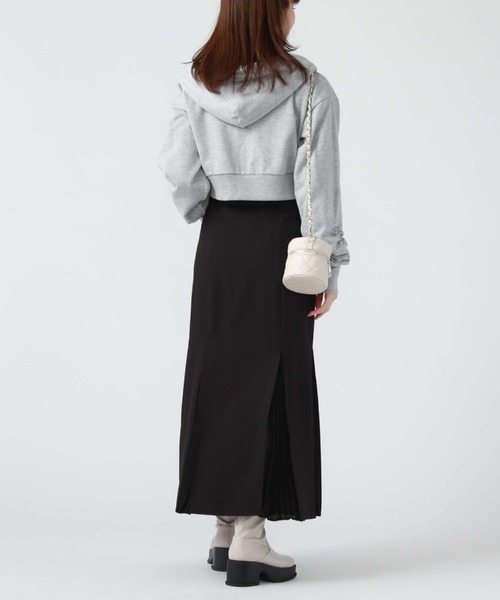 archives（アルシーヴ）の「ショートｚｉｐパーカー（パーカー・レディース・オフホワイト/ブラック/グレー・MEDIUM）」の8枚目の写真