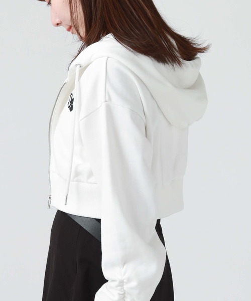 archives（アルシーヴ）の「ショートｚｉｐパーカー（パーカー・レディース・オフホワイト/ブラック/グレー・MEDIUM）」の22枚目の写真