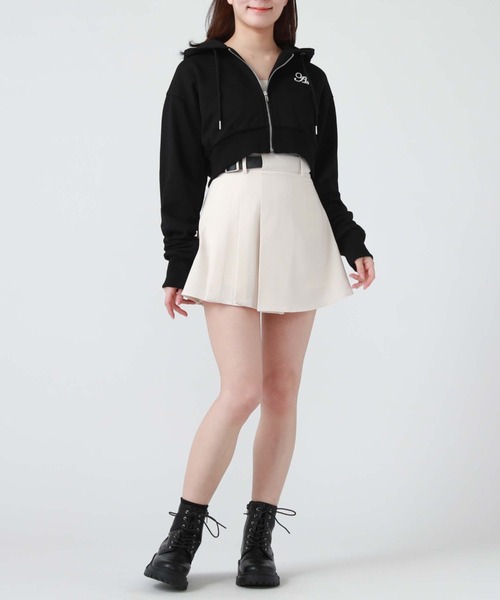 archives（アルシーヴ）の「ショートｚｉｐパーカー（パーカー・レディース・オフホワイト/ブラック/グレー・MEDIUM）」の11枚目の写真