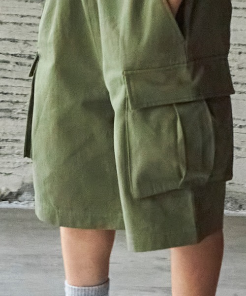 PAIRMANON STREET（ペアマノンストリート）の「【PAIRMANON STREET】ワイドシルエットカーゴハーフパンツ（その他パンツ・キッズ・カーキ/ブラック/ブルー/ベージュ/ブラウン/オフホワイト・140/150/160/100/90/110/120/130）」の15枚目の写真