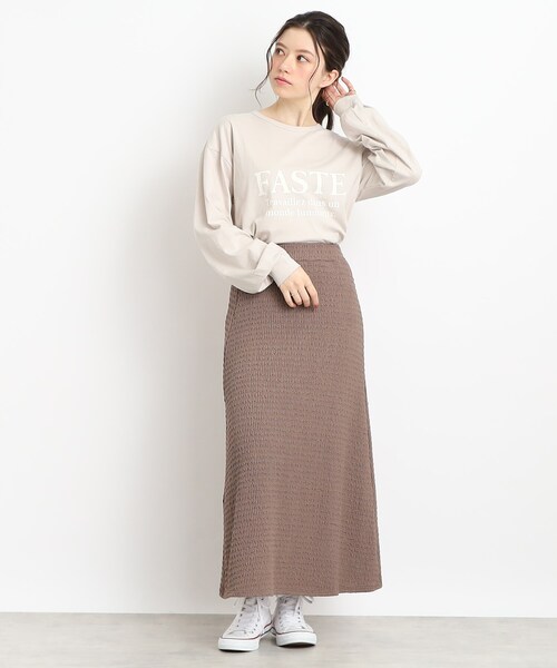 Cutie Blonde（キューティーブロンド）の「◆【着回し力◎】アソートプリント ロゴロンT（Tシャツ/カットソー・レディース・ホワイト系/ブラック/ライトグリーン/ナチュラル・01/02/03）」の14枚目の写真