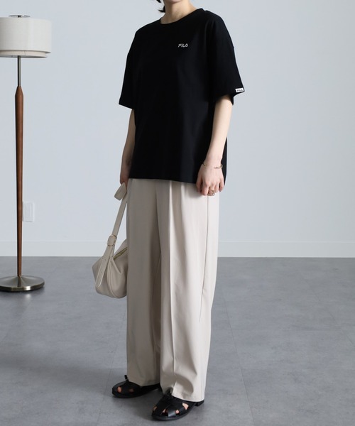 FILA（フィラ）の「＜ＦＩＬＡ/フィラ＞綿100％シンプルロゴTシャツ（Tシャツ/カットソー・レディース・イエロー/オフホワイト/ブラック・M/L/LL）」の21枚目の写真