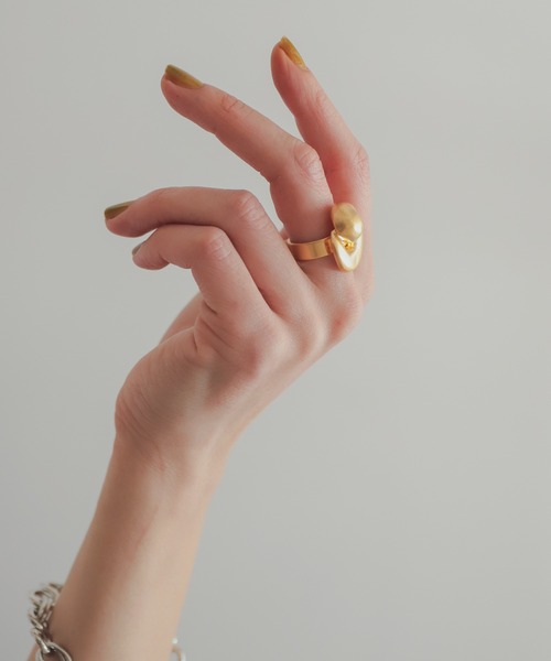 rapiecage（ラピエサージュ）の「デフォルメーションモチーフリング（リング・レディース・ゴールド/シルバー・FREE）」の2枚目の写真