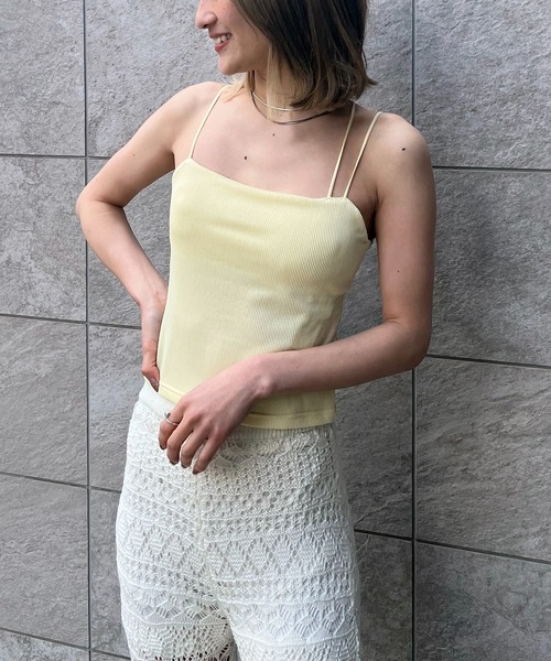 SPIRALGIRL（スパイラルガール）の「パット付きクロスストラップキャミソール（キャミソール・レディース・ホワイト/ブラック/イエロー・FREE）」の11枚目の写真