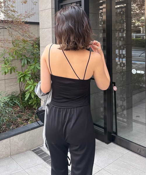 SPIRALGIRL（スパイラルガール）の「パット付きクロスストラップキャミソール（キャミソール・レディース・ホワイト/ブラック/イエロー・FREE）」の12枚目の写真