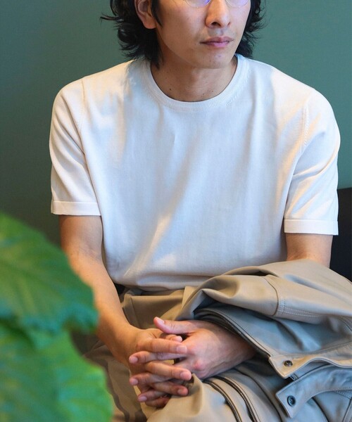 Gran Sasso(グランサッソ)の「GRAN SASSO / 12ゲージ クルーネック ニット Tシャツ(Tシャツ/カットソー・メンズ・オフホワイト/ロイヤルブルー/ネイビー/ブラック/ダークブラウン/オレンジ系その他7/グリーン/ブルー系その他3/ホワイト/ブラウン系その他/ライトブラウン/ミント/ライトブルー・44/46/48/50/52)」の3枚目の写真