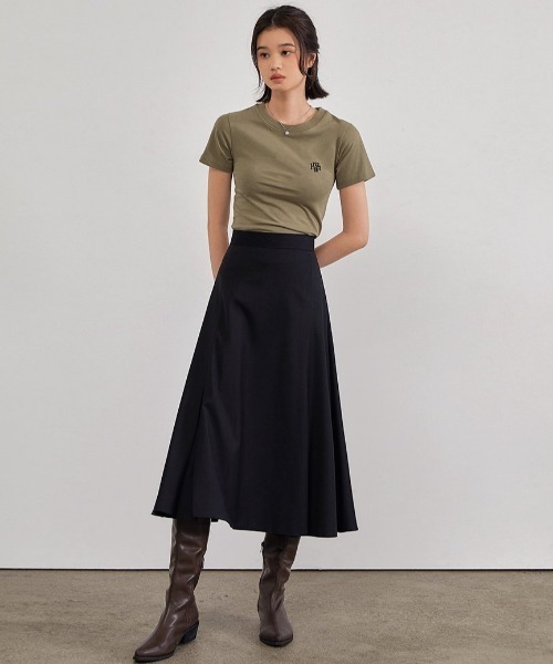 muahmuah（ムーアムーア）の「A'GEM/9 × .kom『muah muah/ムーアムーア』STITCH LOGO BASIC/ステッチロゴ ティーシャツ（Tシャツ/カットソー・レディース・ホワイト/カーキ/ブルー/ピンク/ブラック・FREE）」の9枚目の写真