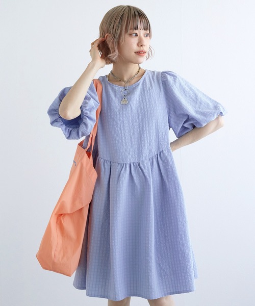 w closet(ダブルクローゼット)の「バックオープンチュニック(チュニック・レディース・ブラック/サックスブルー/オフホワイト・FREE)」の5枚目の写真