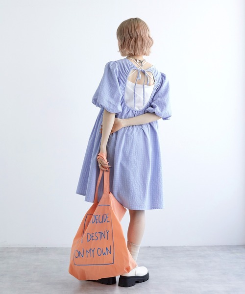 w closet(ダブルクローゼット)の「バックオープンチュニック(チュニック・レディース・ブラック/サックスブルー/オフホワイト・FREE)」の16枚目の写真