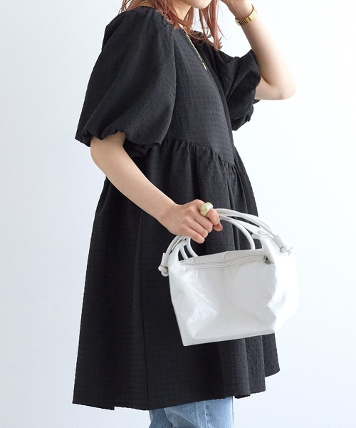 w closet(ダブルクローゼット)の「バックオープンチュニック(チュニック・レディース・ブラック/サックスブルー/オフホワイト・FREE)」の21枚目の写真