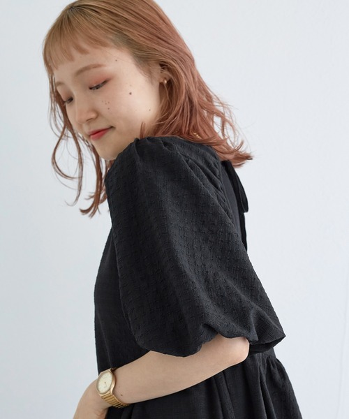 w closet(ダブルクローゼット)の「バックオープンチュニック(チュニック・レディース・ブラック/サックスブルー/オフホワイト・FREE)」の22枚目の写真