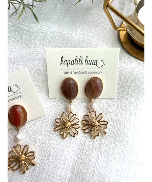 tone(トーン)の「【kapalililuna】natural stone flower (MA)(ピアス(両耳用)・レディース・ピンク/オレンジ・FREE)」の3枚目の写真
