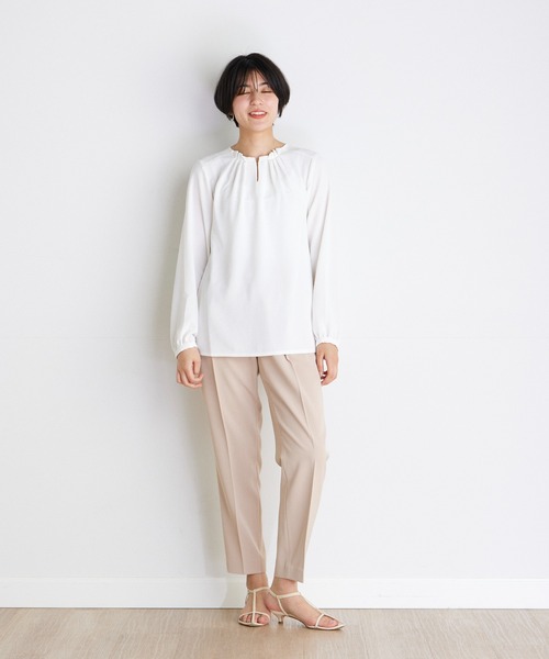 INED CLARO(イネドクラロ)の「【ZOZO限定】洗濯機で洗える!マカロンツイルセットアップスーツ《2点セット》《サマージャケット》《マシンウォッシャブル 》(スーツセット・レディース・ベージュ/ネイビー/グレー・9号/11号)」の19枚目の写真