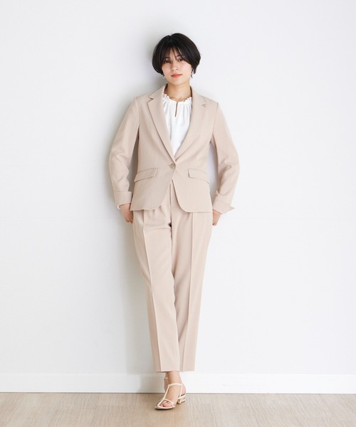 INED CLARO(イネドクラロ)の「【ZOZO限定】洗濯機で洗える!マカロンツイルセットアップスーツ《2点セット》《サマージャケット》《マシンウォッシャブル 》(スーツセット・レディース・ベージュ/ネイビー/グレー・9号/11号)」の14枚目の写真