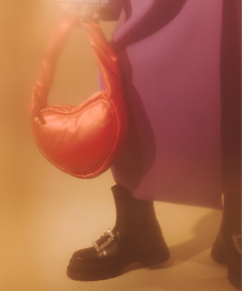 Casselini（キャセリーニ）の「Casselini(キャセリーニ)フラッフィハートバッグ（ハンドバッグ・レディース・レッド/シルバー/ブラック・FREE）」の22枚目の写真