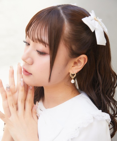 ROJITA(ロジータ)の「パール付きミニハートピアス(ピアス(両耳用)・レディース・シルバー/ゴールド・FREE)」の10枚目の写真