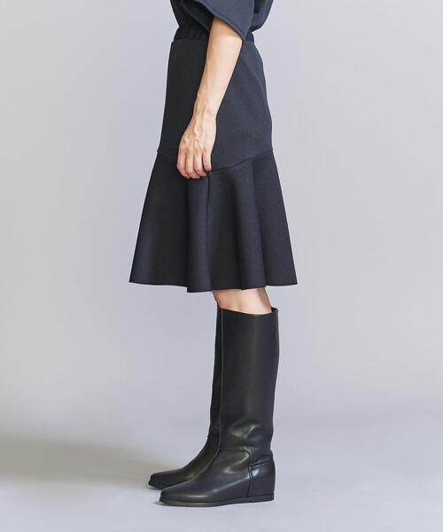 BEAUTY&YOUTH UNITED ARROWS（ビューティーアンドユースユナイテッドアローズ）の「ダンボールニット フレア スカート -ウォッシャブル-（スカート・レディース・ネイビー/オフホワイト・S/M）」の4枚目の写真
