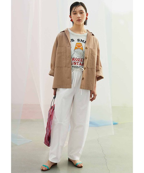 MEDE19F（メデジュウキュウ）の「ＭＥＤＥ１９Ｆ　コットン素材のワイドスリーブシャツジャケット〈ベージュ〉（その他アウター・レディース・ベージュ・MEDIUM/LARGE/X-LARGE）」の2枚目の写真