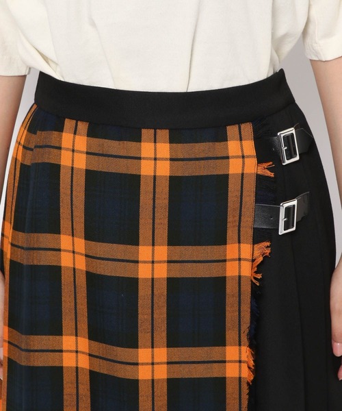 LOWRYS FARM（ローリーズファーム）の「ハイショクチェックキルトスカート　972487（スカート・レディース・イエロー/オレンジ・FREE）」の9枚目の写真