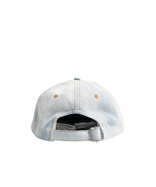 off white(オフホワイト)の「ARROW COLORED BASEBALL CAP(キャップ・メンズ・グレー・ONE SIZE)」の3枚目の写真